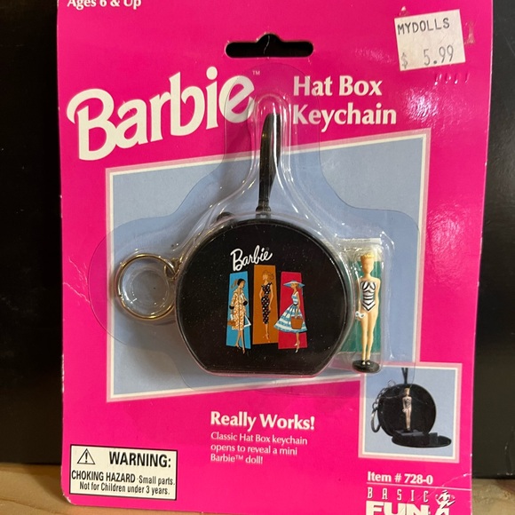Barbie Other - Barbie Hat Box Keychain from 1999 NRFB